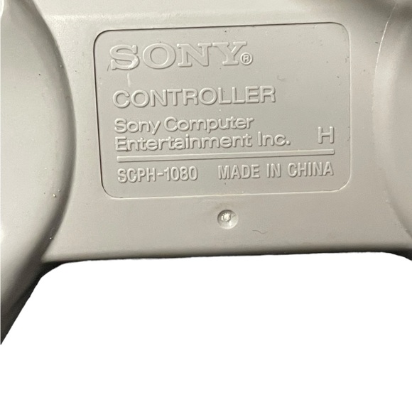 Pair of Sony PlayStation 1 PS1 Official OEM Gray Controller SCPH-1080 / Tested - Picture 4 of 6